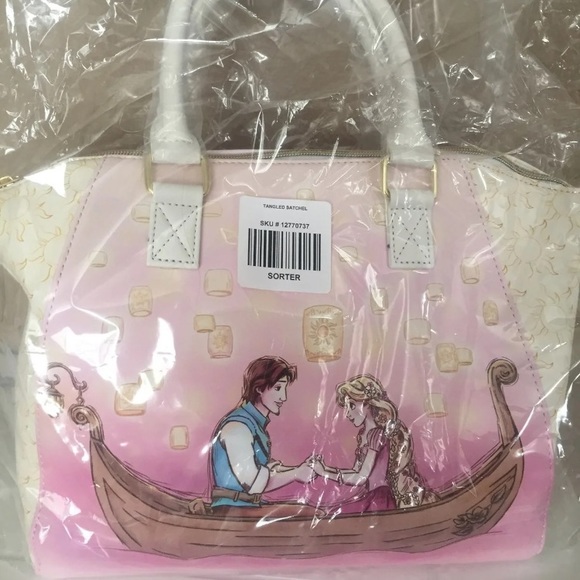 NWT!🌟RARE🌟Loungefly Tangled Tote Purse!💗 - Picture 2 of 5